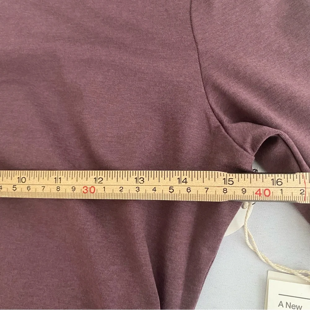 Vuori Women’s Halo Essential Dress SMALL Long Sleeve Elderberry Heather NWT - Picture 6 of 8